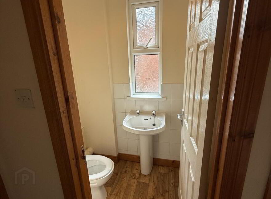 67 Dunluce Avenue, Lisburn Road, Belfast, BT9 7AW