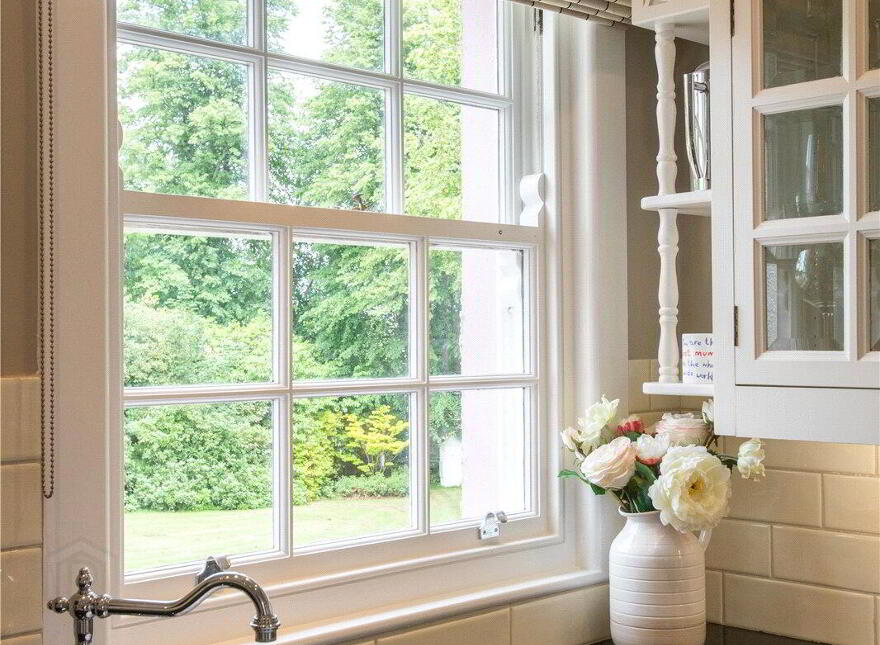 Ballyaughlis Lodge, 238 Ballylesson Road, Drumbo, Lisburn, BT27 5TS