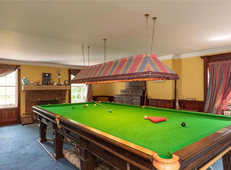Ballyaughlis Lodge, 238 Ballylesson Road, Drumbo, Lisburn, BT27 5TS