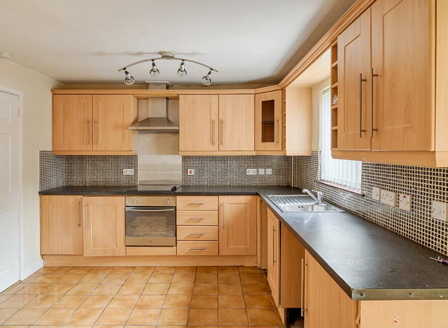 311 Pinebank, Tullygally, Craigavon, BT65 5BZ