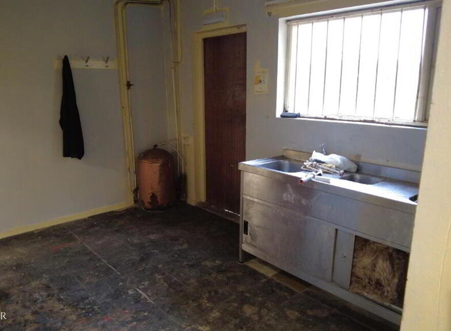 Red Lion Filing Station, 117 Red Lion Road, Armagh, BT61 8NU