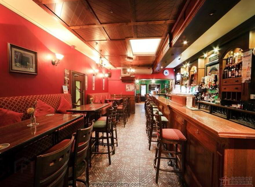 "Priors @ High St", Ballinamore, N41VX22