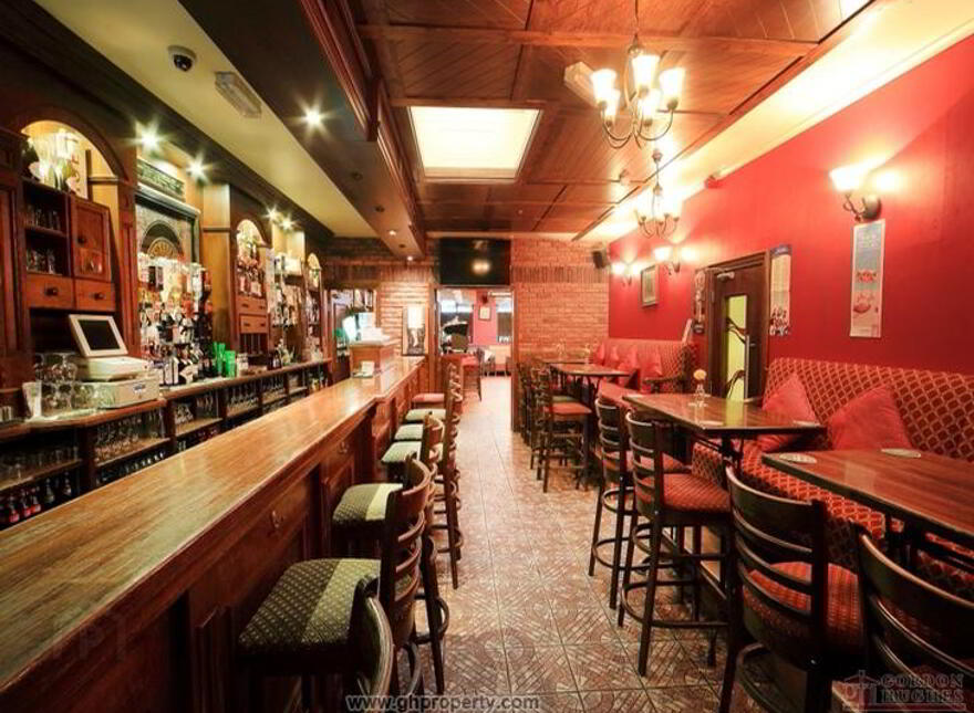"Priors @ High St", Ballinamore, N41VX22