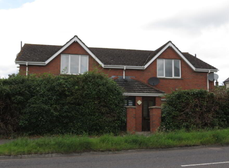 4 Dunlady Court, Dundonald, Belfast, BT16 1DB photo