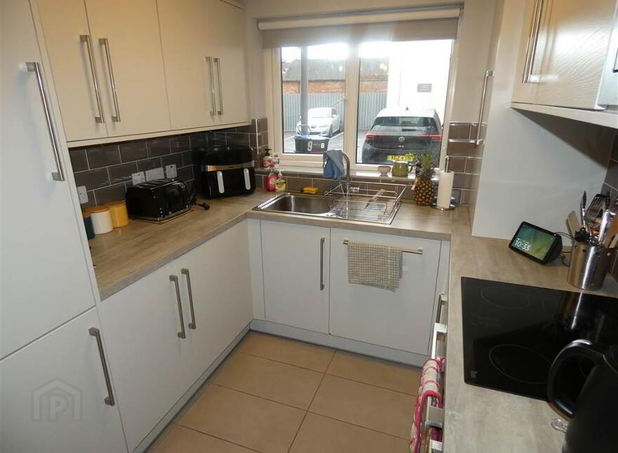 5a Hillview Avenue, Ballyhackamore, Belfast, BT5 6JR