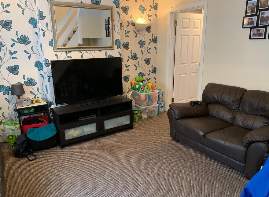 24 Harrogate St, Belfast, BT12 7AT
