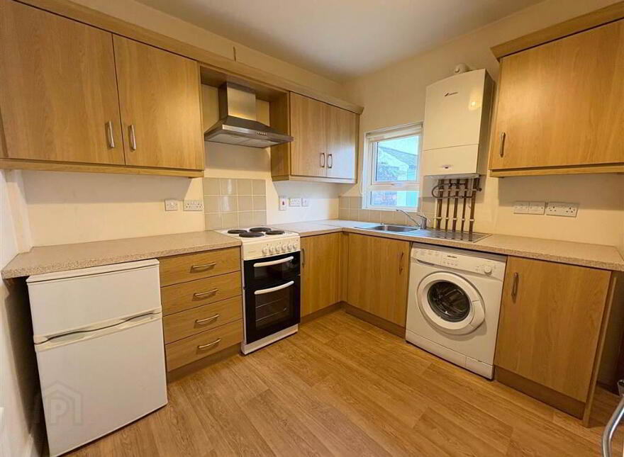 Flat 2, 1 Castlereagh Place, Belfast, BT5 4NN