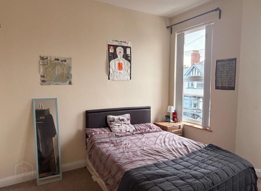 39 Ulsterville Gardens, Lisburn Road, Belfast, BT9 7BA