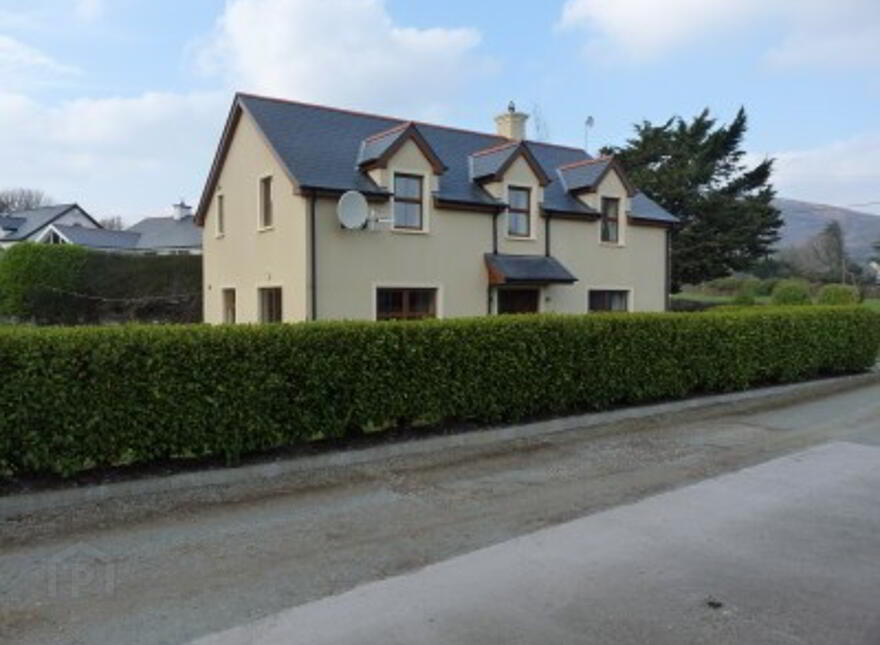 Lower Paddock, Kilcrohane