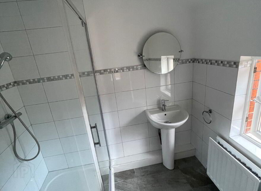 28 Whitehall Parade, Belfast, BT7 3GX