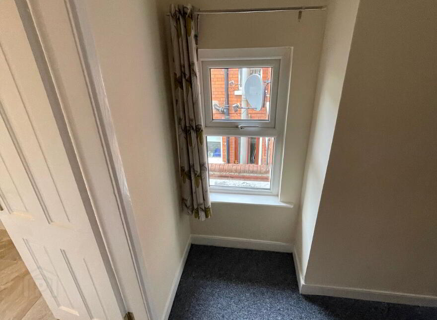 28 Whitehall Parade, Belfast, BT7 3GX