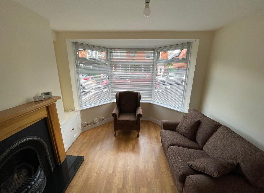 28 Whitehall Parade, Belfast, BT7 3GX