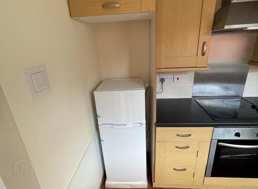 28 Whitehall Parade, Belfast, BT7 3GX