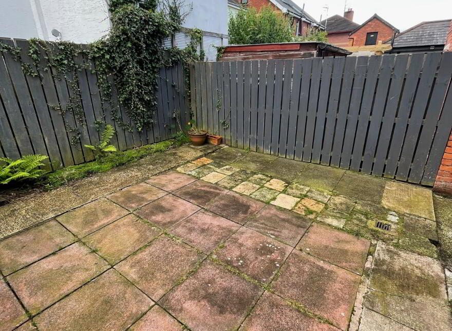 28 Whitehall Parade, Belfast, BT7 3GX
