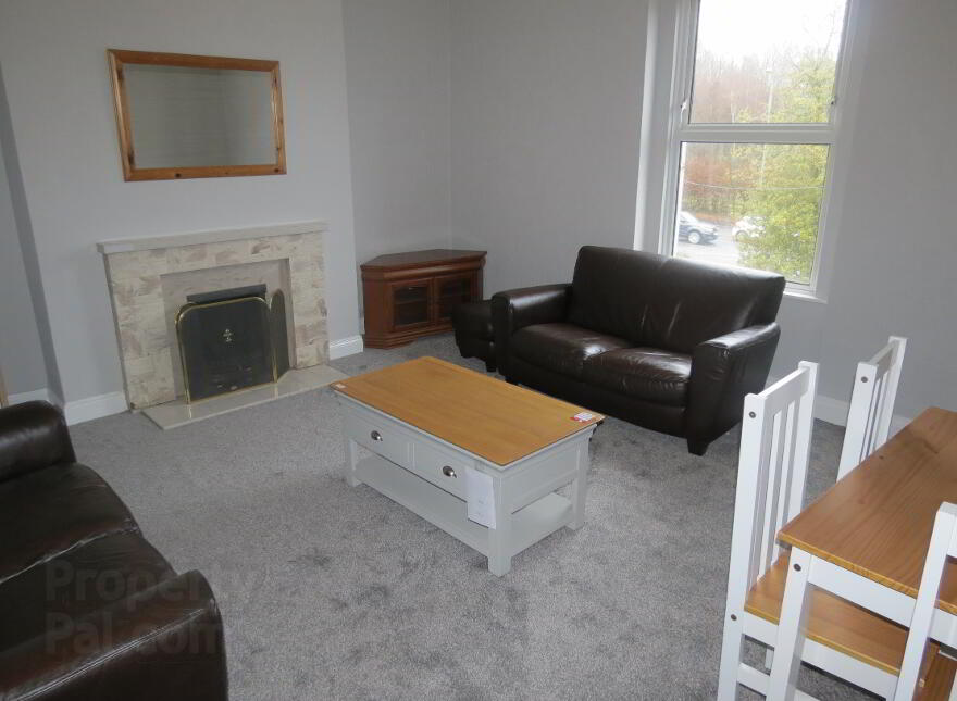41 Knock Road Apt 2, Belfast, BT5 6LA photo