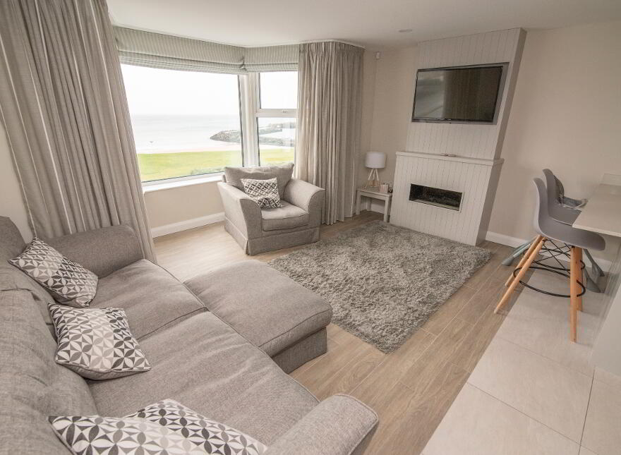 Flat 4, 14 Kerr Street, Portrush, BT56 8DG