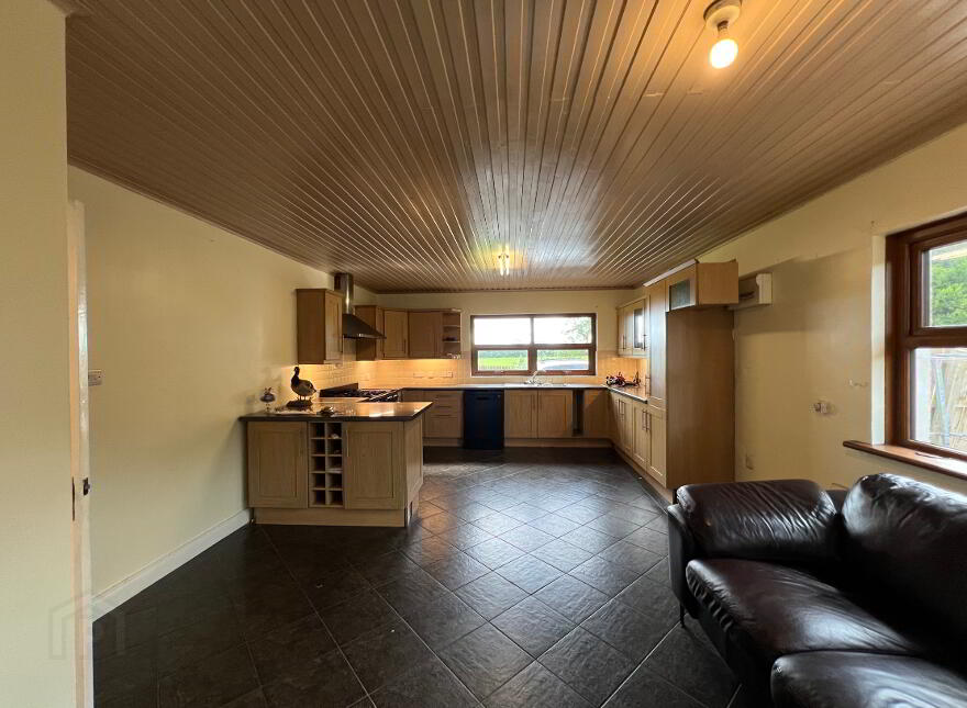 15a Portlee Road, Randalstown, BT41 3LX