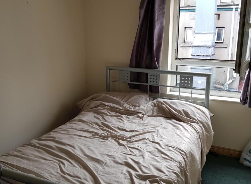 1A Stranmillis Gardens, Belfast, BT9 5AS