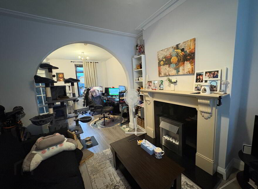 Donegall Road, South Belfast, Belfast, BT12 5NE