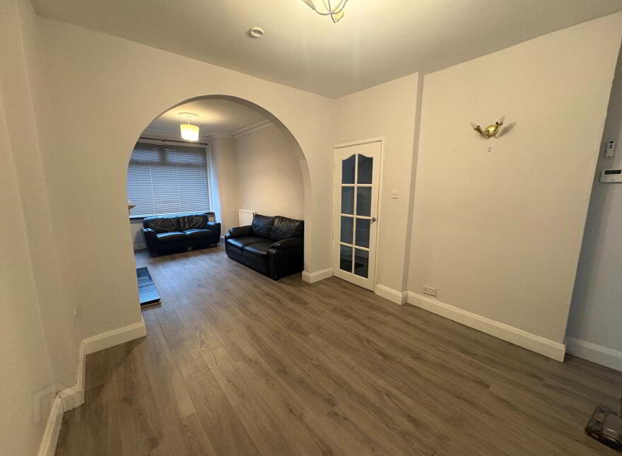 Donegall Road, South Belfast, Belfast, BT12 5NE