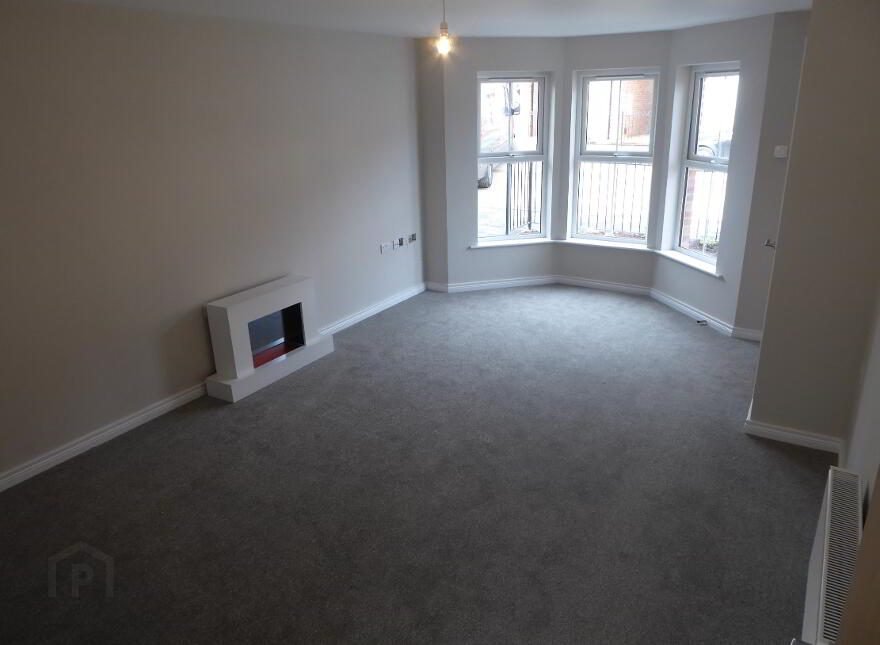 18 Broadway Link, Belfast, BT12 6EX