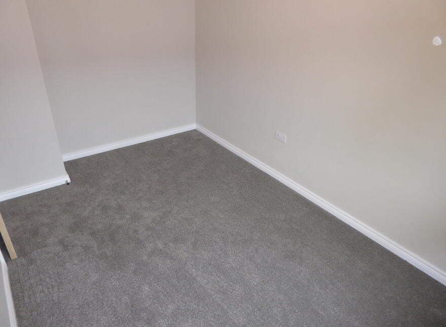 18 Broadway Link, Belfast, BT12 6EX