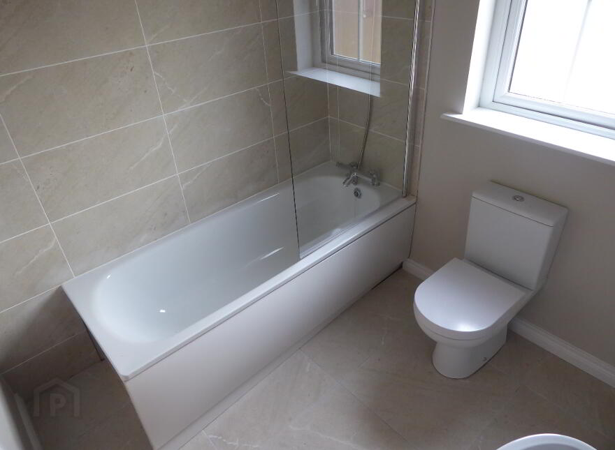 18 Broadway Link, Belfast, BT12 6EX
