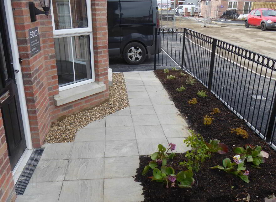 18 Broadway Link, Belfast, BT12 6EX
