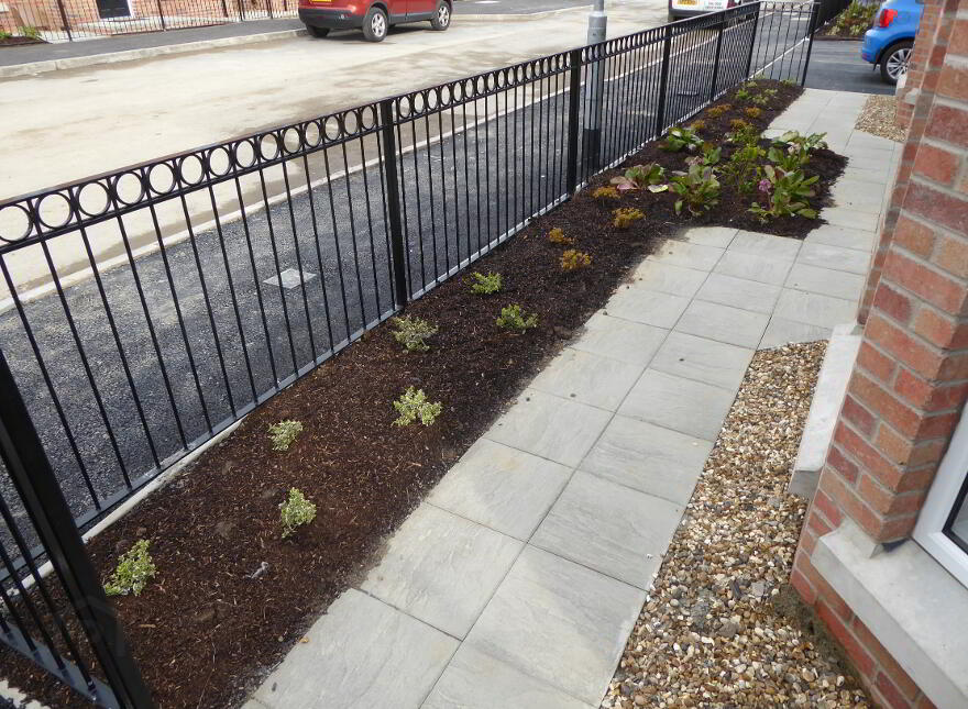 18 Broadway Link, Belfast, BT12 6EX