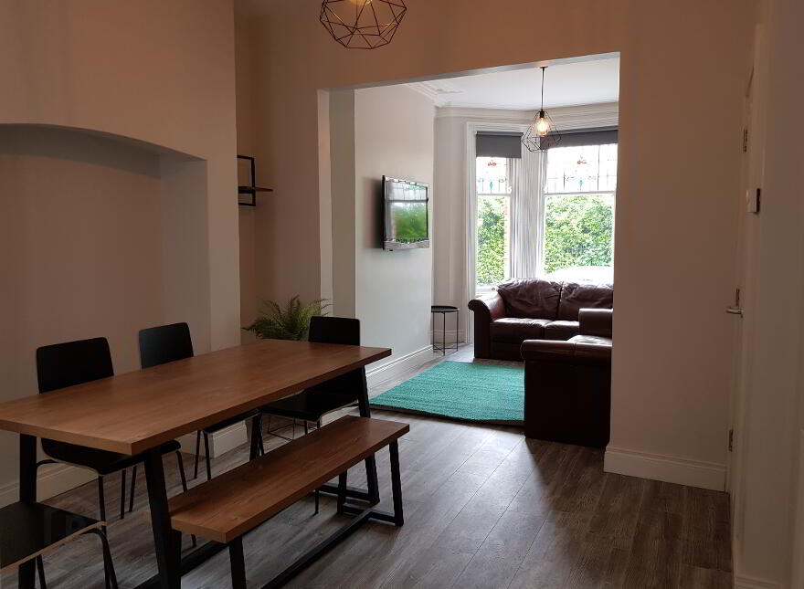33 Colenso Parade, Stranmillis, Belfast, BT9 5AN