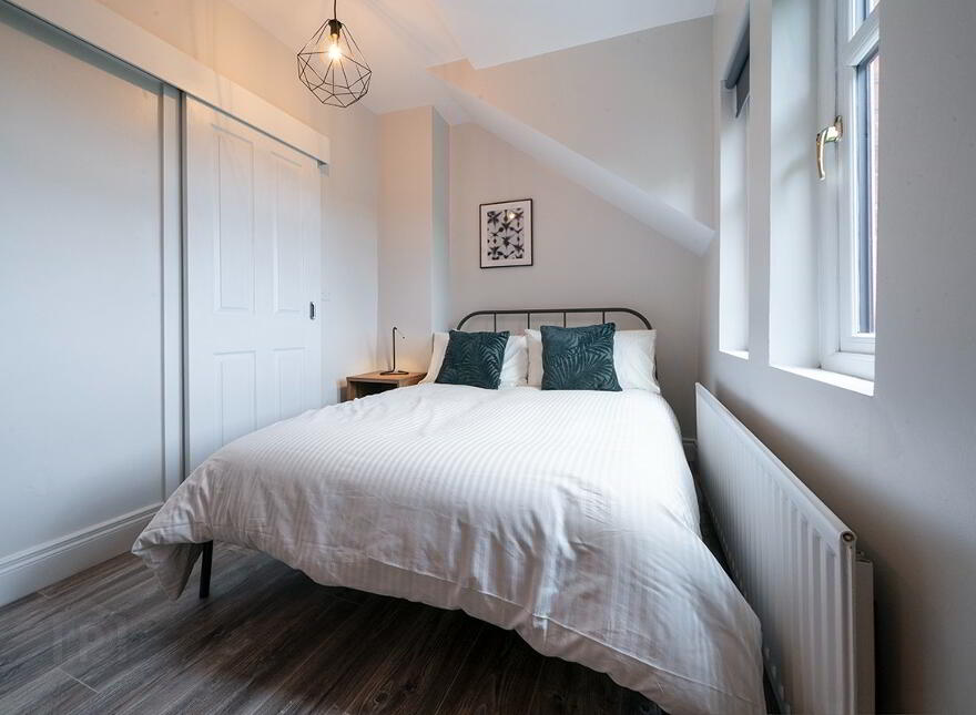 33 Colenso Parade, Stranmillis, Belfast, BT9 5AN
