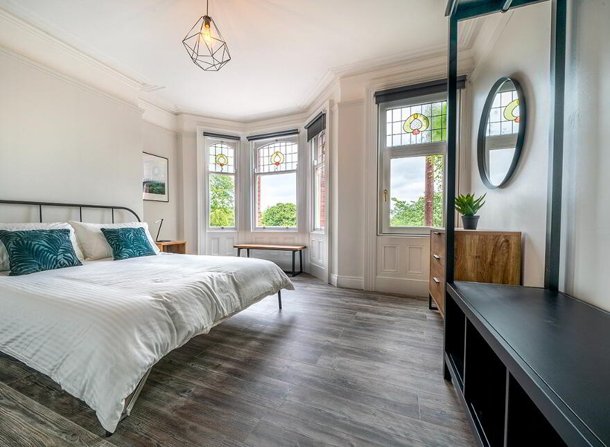 33 Colenso Parade, Stranmillis, Belfast, BT9 5AN
