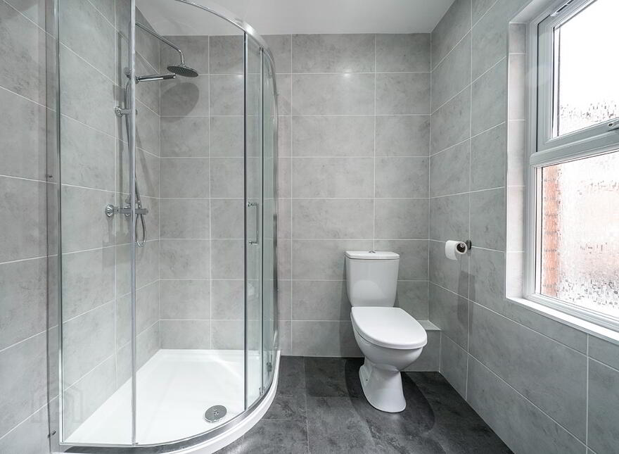 33 Colenso Parade, Stranmillis, Belfast, BT9 5AN