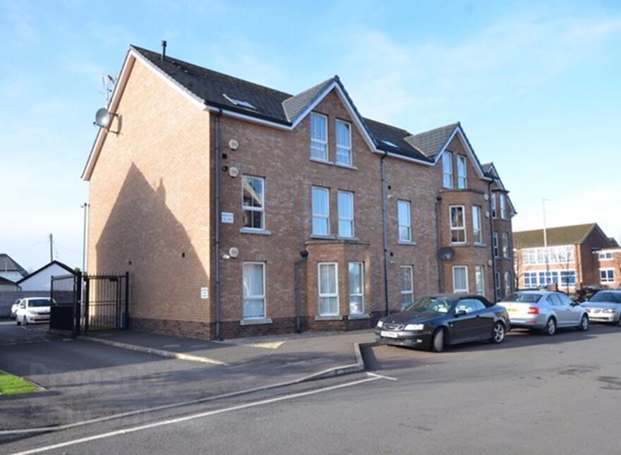 Montgomery Chase, 11 Montgomery Road, Belfast, BT6 9GQ photo
