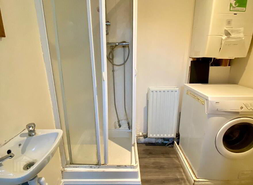 Donegall Road, Room1, All Utility Bills Included, Belfast, BT12 5NB