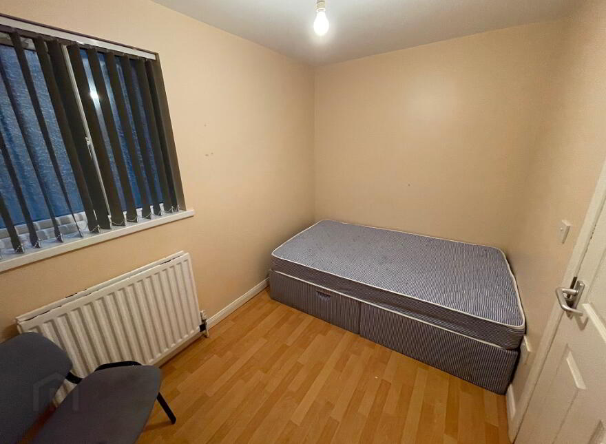 Great 4 Bedroom Apartment, 16 Rugby Avenue, Queens Quarter, Belfast, BT7 1RG