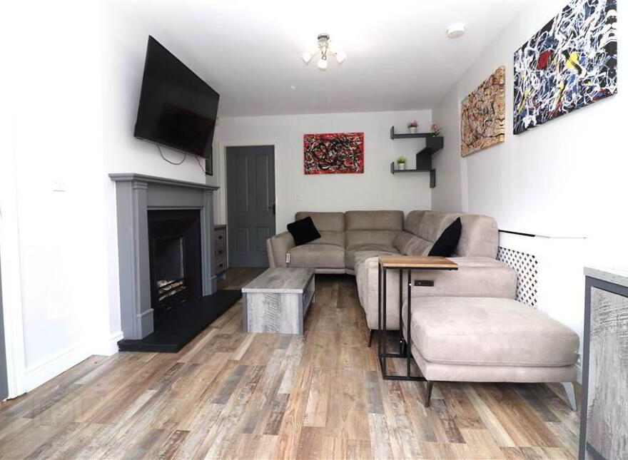5 Mornington Place, Ballinderry Road, Lisburn, BT28 2WR