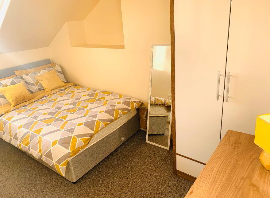 Camden Street, Room 6, All Bills Included, Belfast, BT9 6AU photo