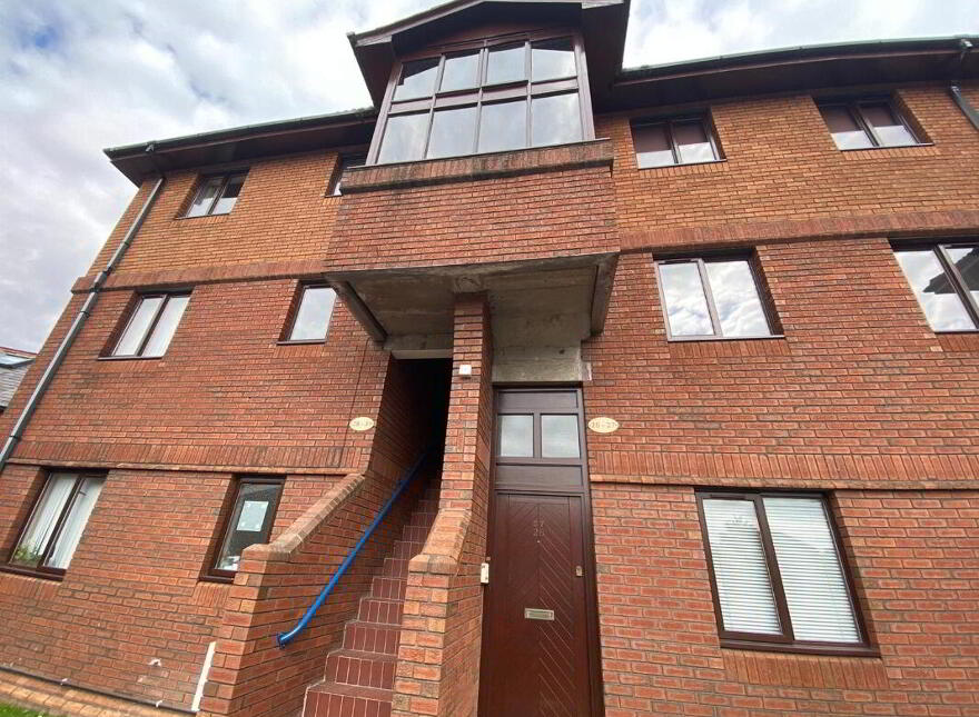 28 Lockside Court, Stranmillis, Belfast, BT9 5GQ photo