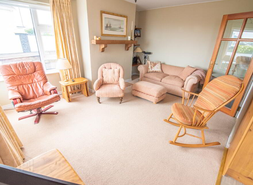 1 Bayhead Apartments, Bayhead Road, Portballintrae, BT57 8BW