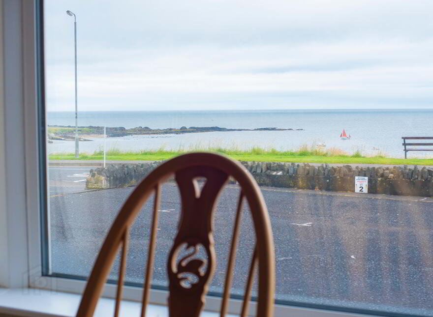 1 Bayhead Apartments, Bayhead Road, Portballintrae, BT57 8BW