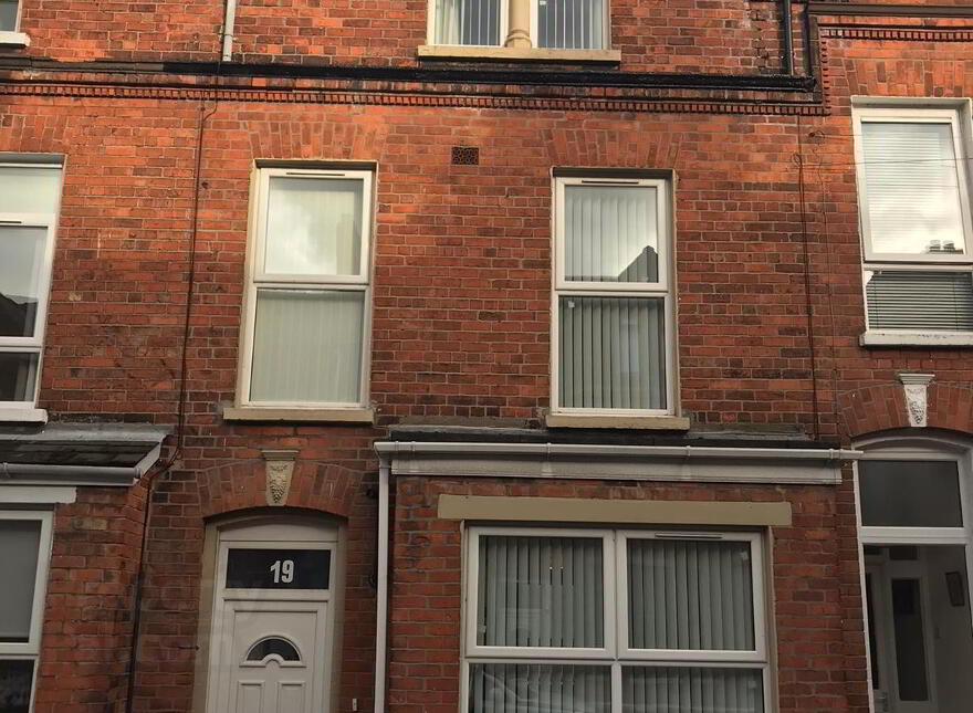 19 Orient Gardens, Belfast, BT14 6LH photo