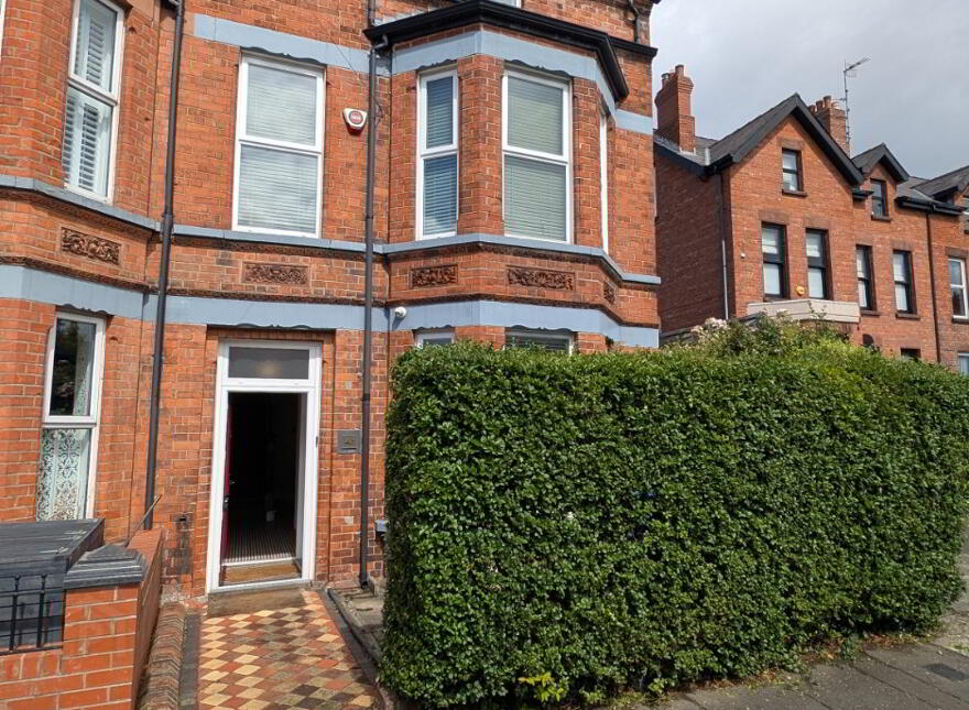 42 Marlborough Park North, Belfast, BT9 6HJ photo