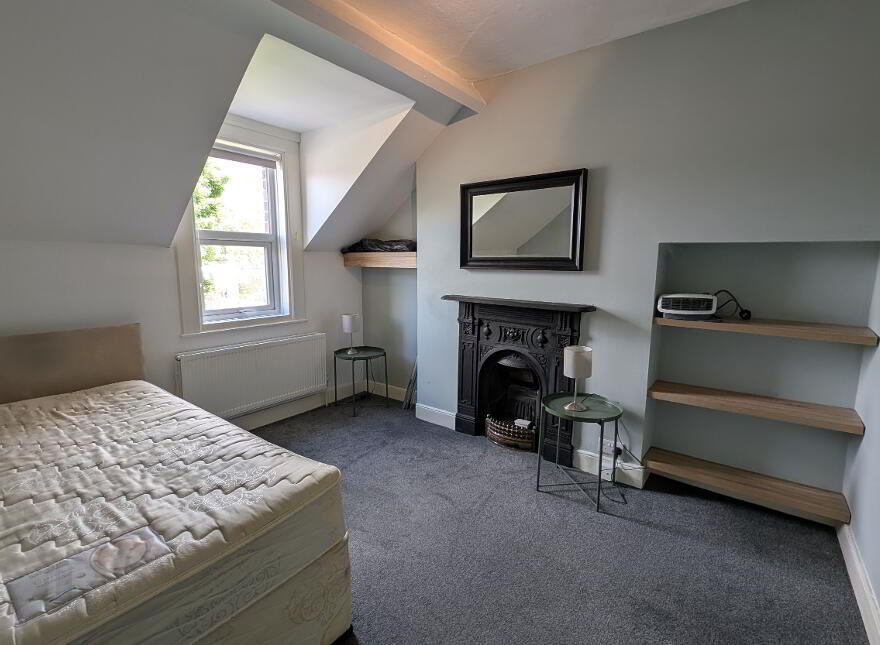 42 Marlborough Park North, Belfast, BT9 6HJ