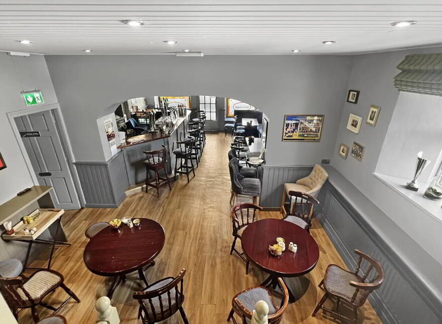 McKenna's, Main St, Borrisokane, E45PW26