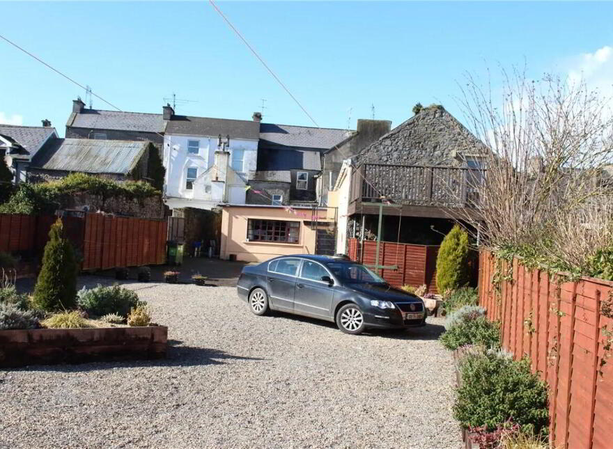 McKenna's, Main St, Borrisokane, E45PW26