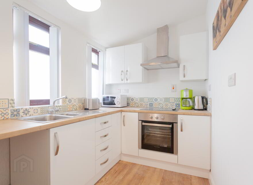379 Donegall Road, Belfast, BT12 6FR