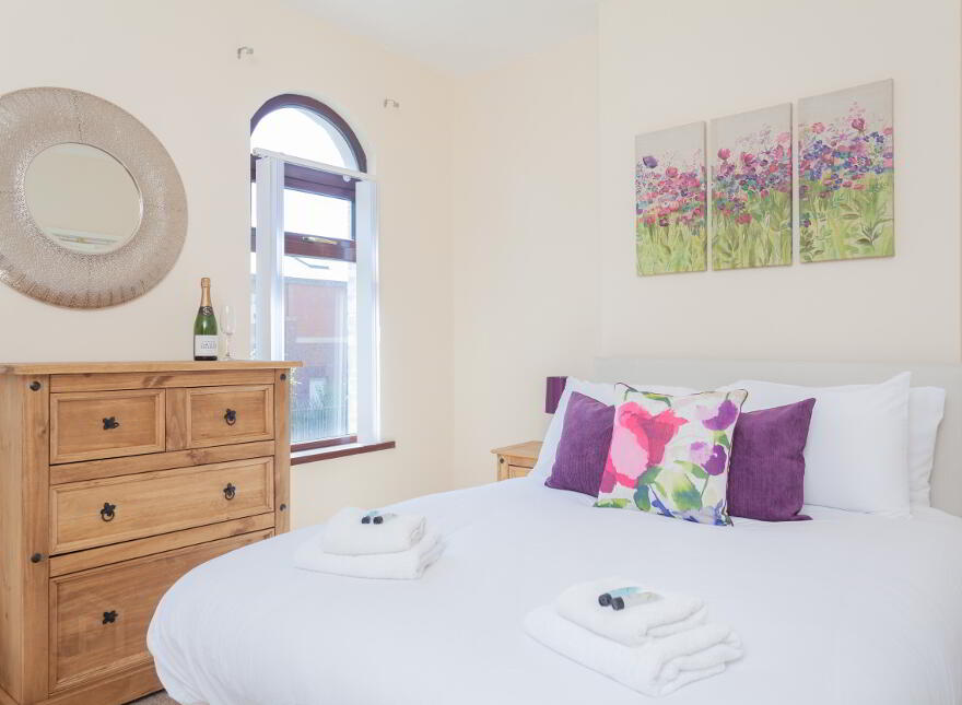 379 Donegall Road, Belfast, BT12 6FR