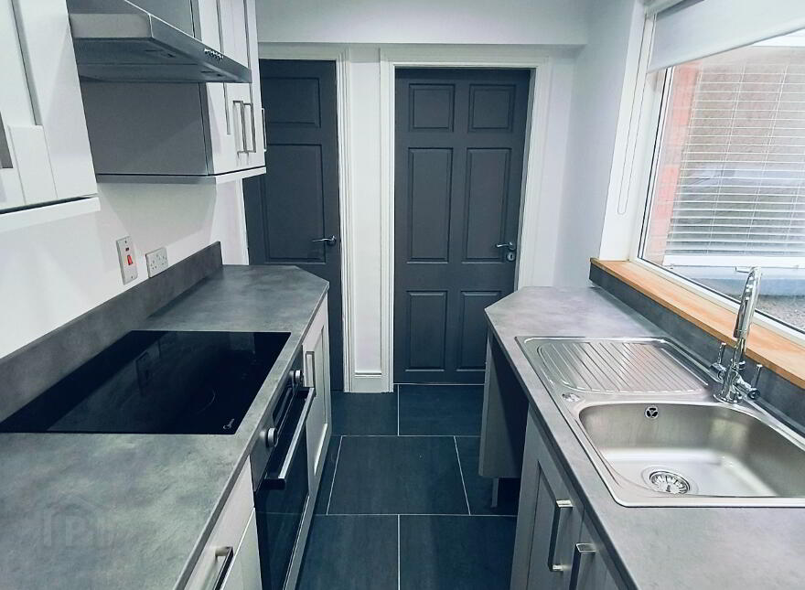 24 Titania Street, Belfast, BT6 8NT