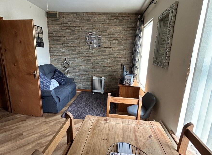 52 Railway Street, Strabane, BT82 8EH